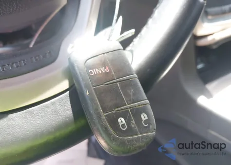 2015 Jeep Grand Cherokee Laredo z USA, uszkodzony, nr VIN 1C4RJFAG3FC188734